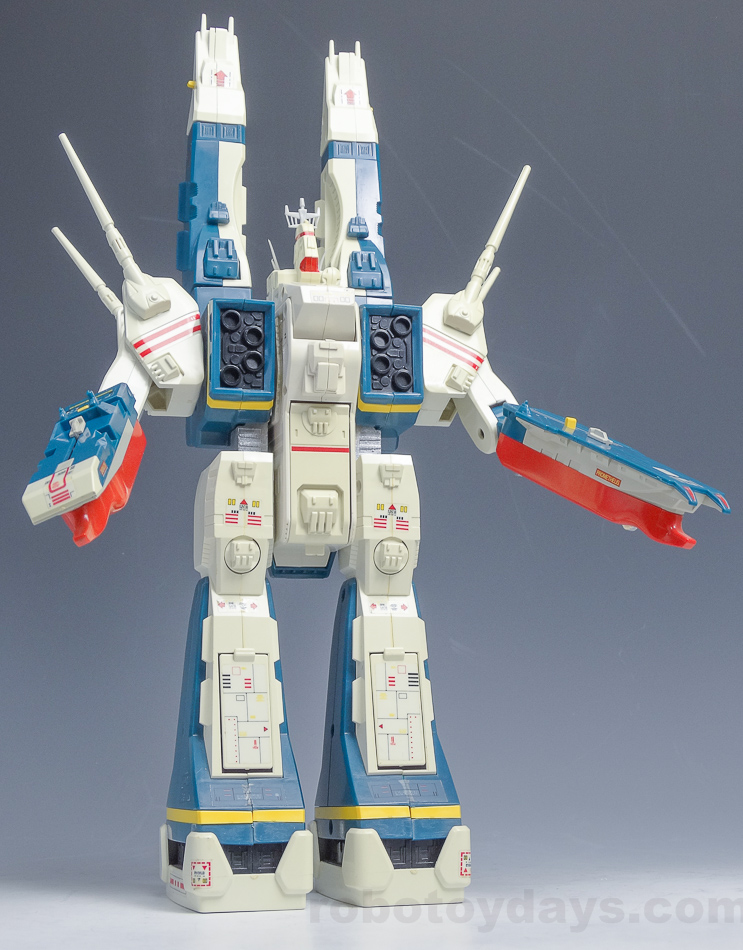 マクロス強攻型 SDF-1 タカトクトイス レビュー | RoboToyDays