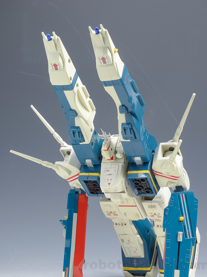 マクロス強攻型 SDF-1 タカトクトイス レビュー | RoboToyDays